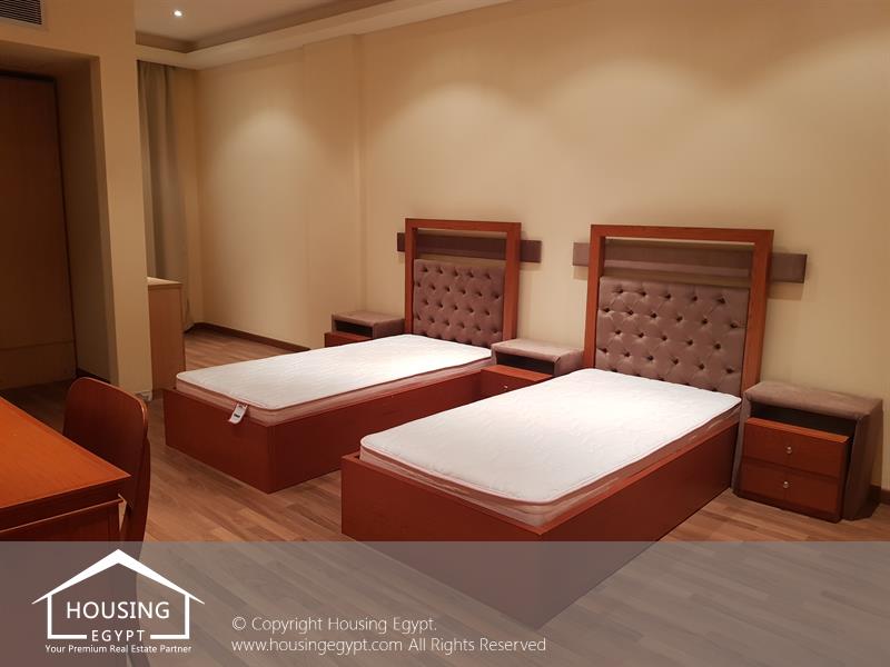 West Golf - 5th Settlement