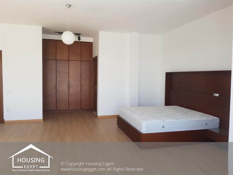 West Golf - 5th Settlement