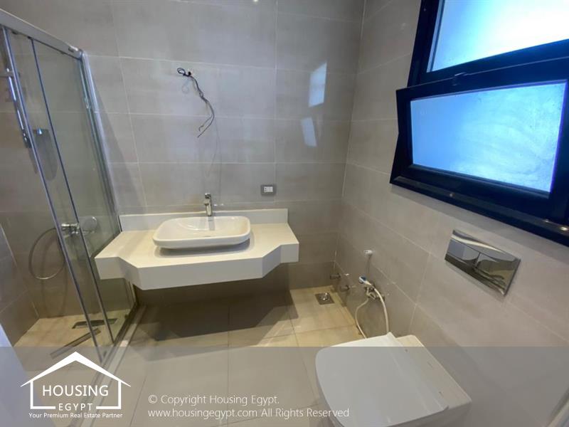 West Golf - 5th Settlement