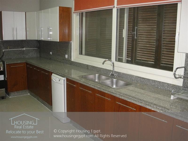 West Golf - 5th Settlement